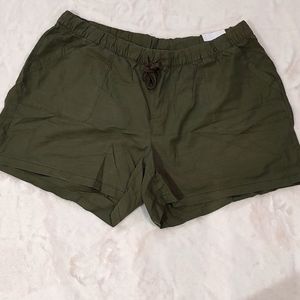 Brand new "Lane Bryant" army green size 28